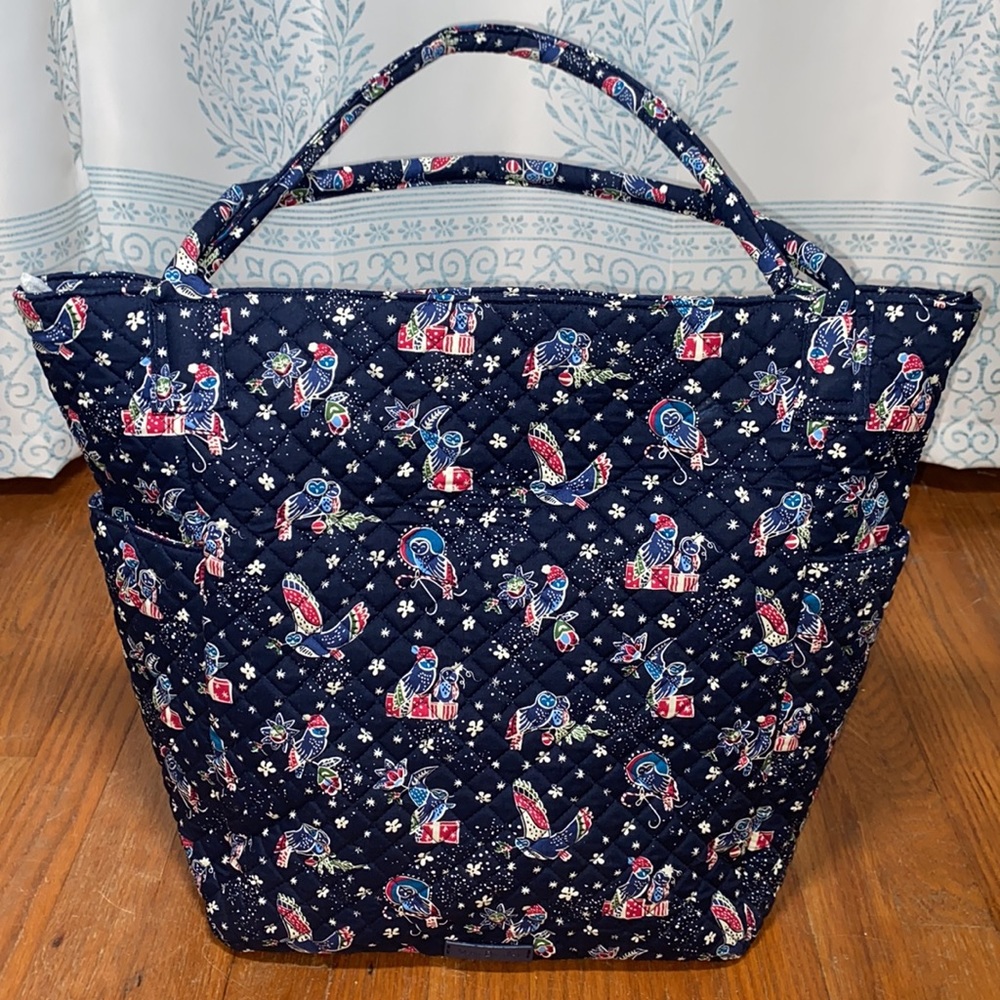 Vera Bradley Large Quilted Tote in Holiday Owls